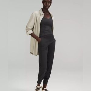 lululemon 🍋Align™ High-Rise Jogger
Full Length Colour Black Sz 2